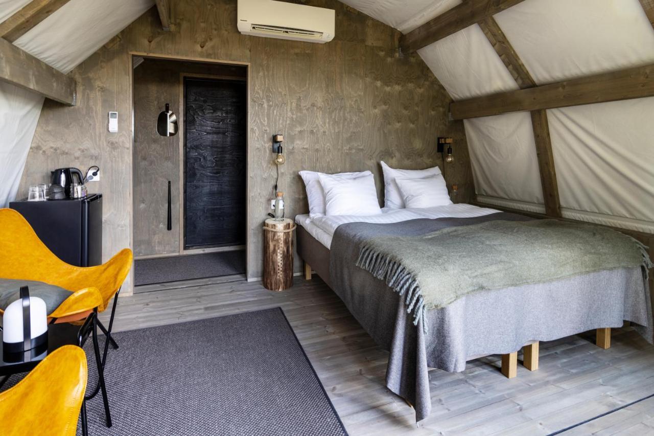 Haltia Lake Lodge Nature Boutique Hotel & Glamping Esbo Exteriör bild