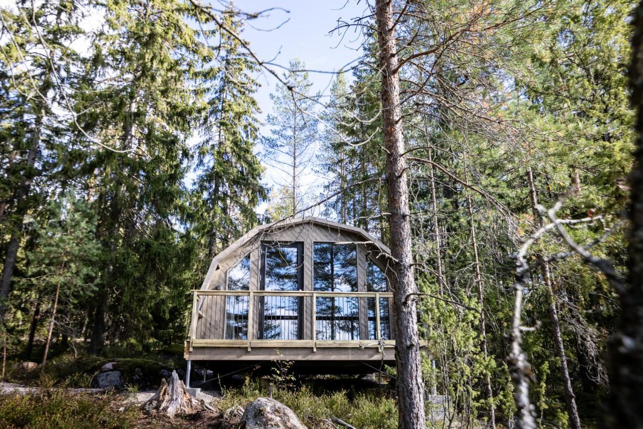 Haltia Lake Lodge Nature Boutique Hotel & Glamping Esbo Exteriör bild
