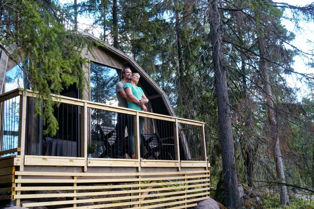 Haltia Lake Lodge Nature Boutique Hotel & Glamping Esbo Exteriör bild