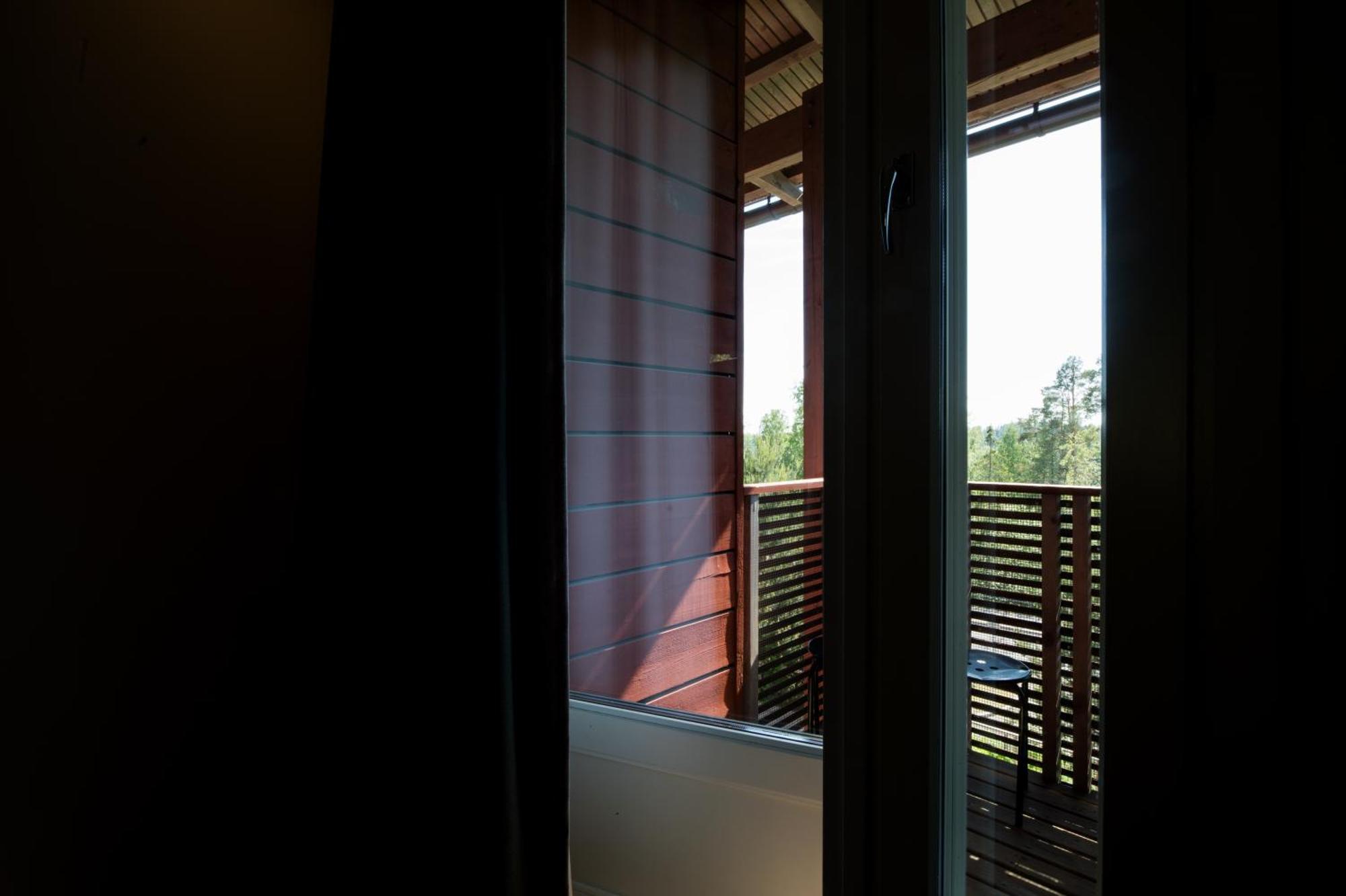 Haltia Lake Lodge Nature Boutique Hotel & Glamping Esbo Exteriör bild